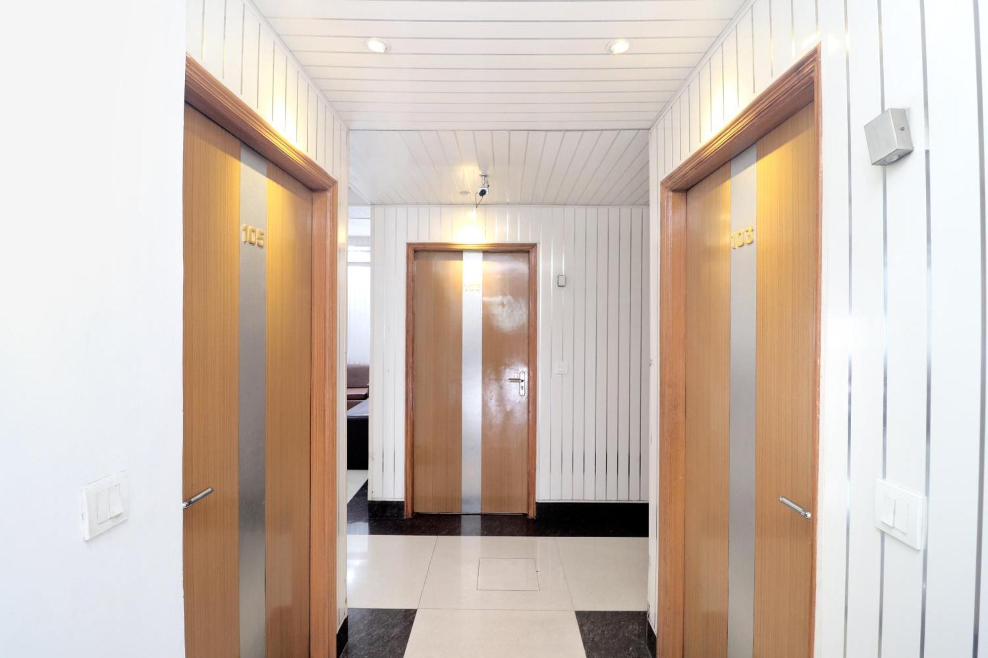 Hotel O Le Bon Ton Ludhiana Luaran gambar