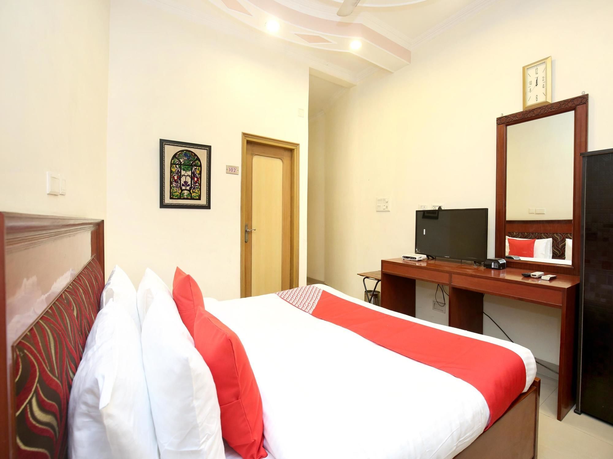 Hotel O Le Bon Ton Ludhiana Luaran gambar